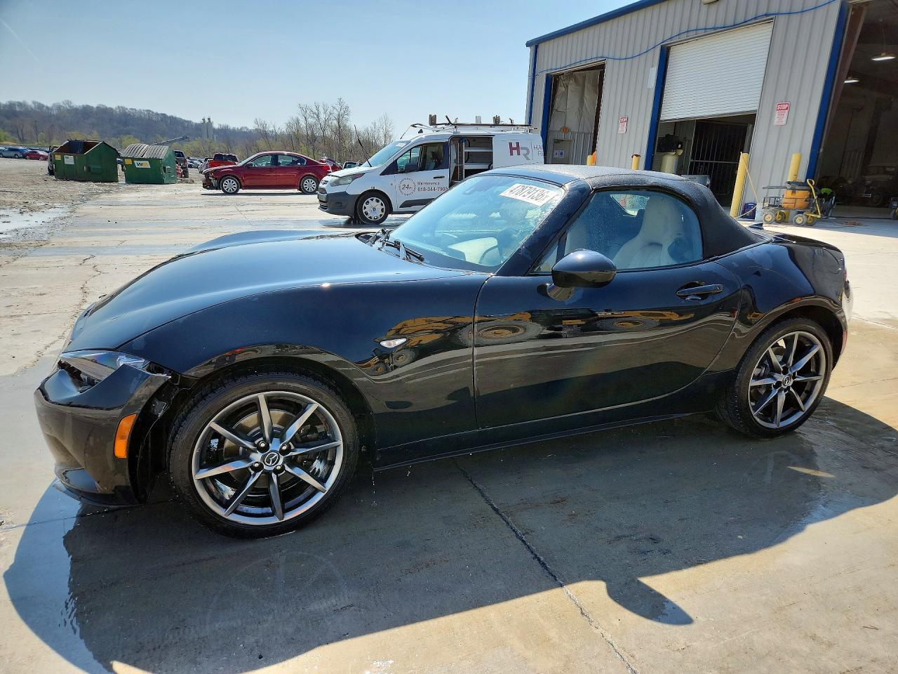 2016 Mazda MX-5 Miata Grand Touring, VIN JM1NDAD79G0117593 — Front end