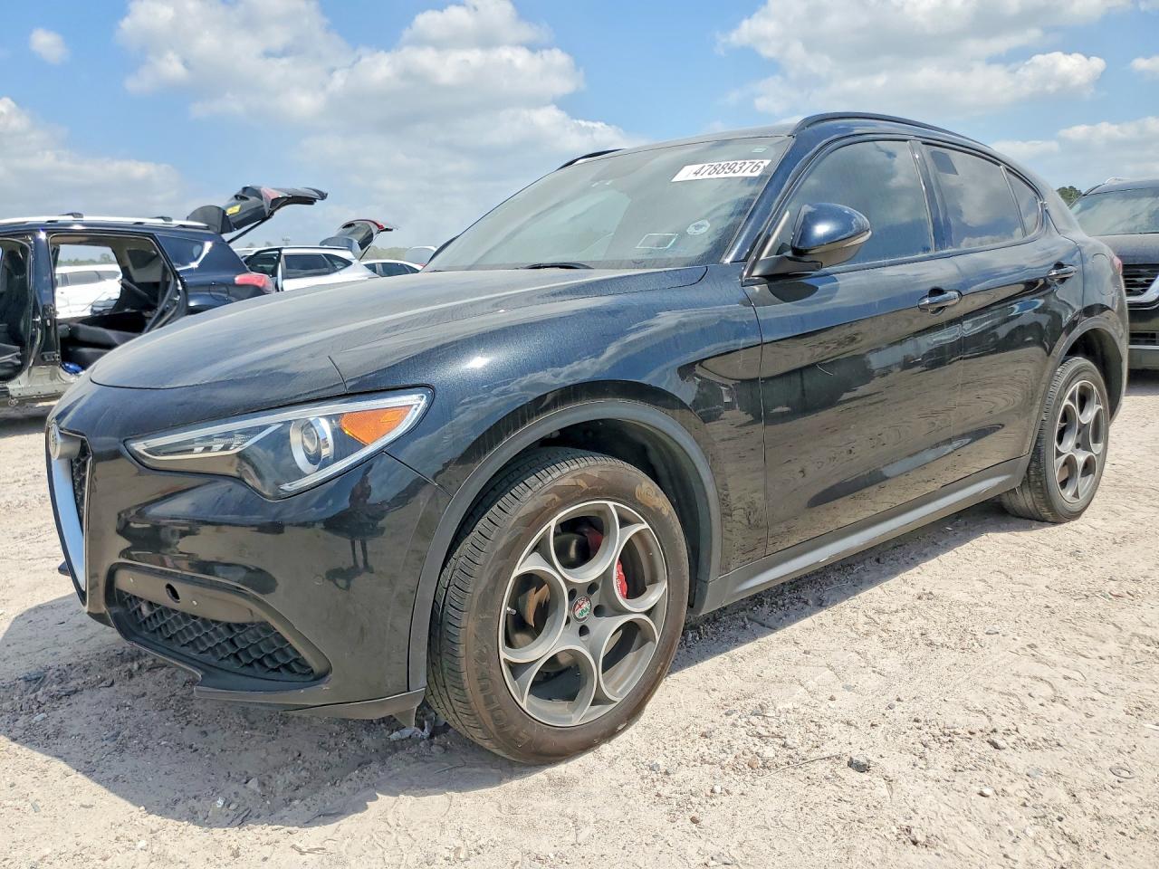 2018 Alfa Romeo Stelvio Ti Sport, VIN ZASFAKNN1J7B72951 — Normal wear