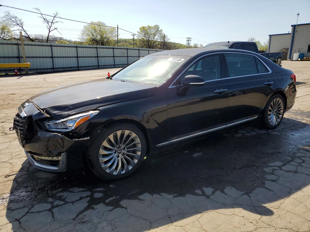 2018 Genesis G90 Premium, VIN KMHG34JA0JU041688 — Front end