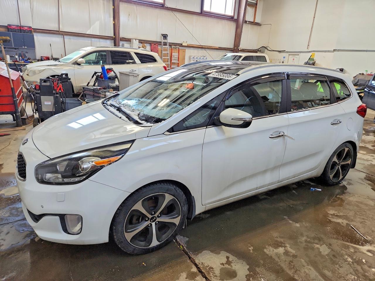 2014 Kia Rondo EX, VIN KNAHU8A31E7042140 — Rear end