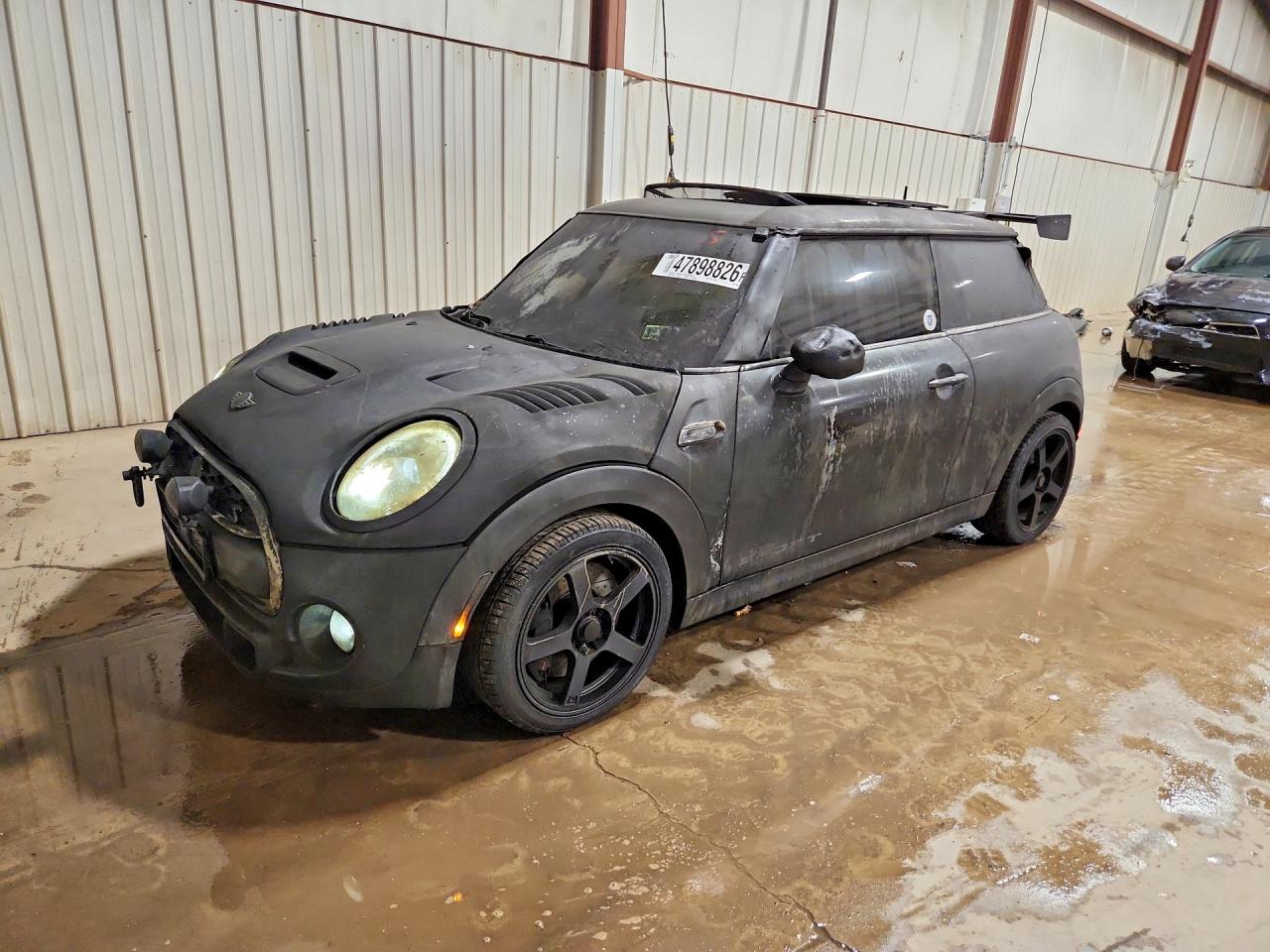 2017 MINI Hardtop Cooper S, VIN WMWXP7C3XH2A46539 — Burn