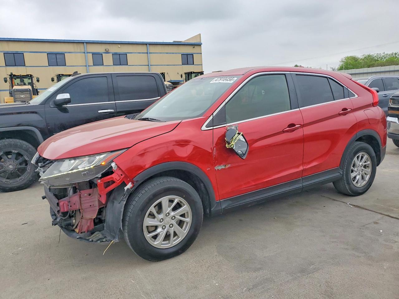 2018 Mitsubishi Eclipse Cross ES, VIN JA4AT3AA4JZ062304 — Front end