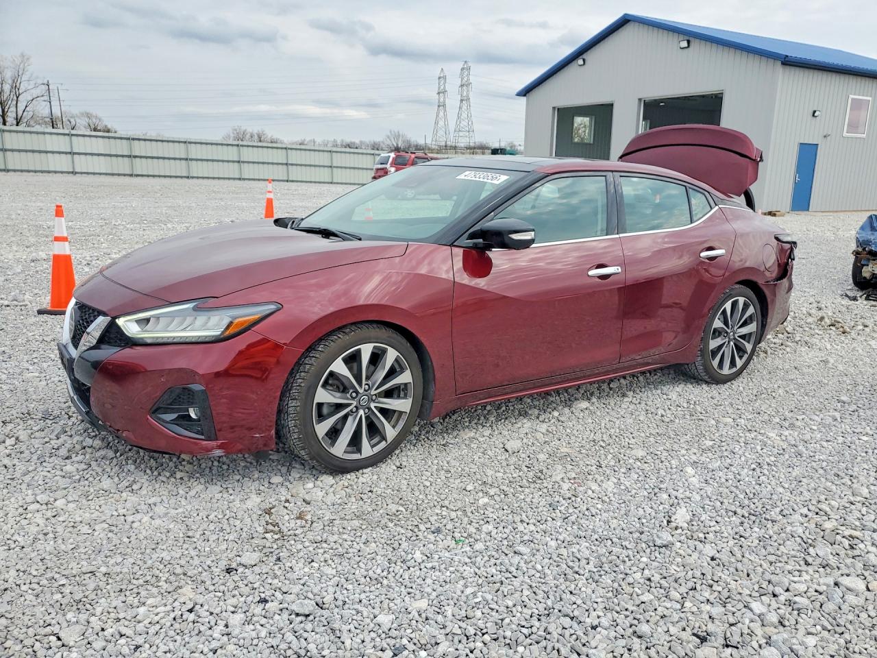 2019 Nissan Maxima SR, VIN 1N4AA6AV4KC382586 — Зад