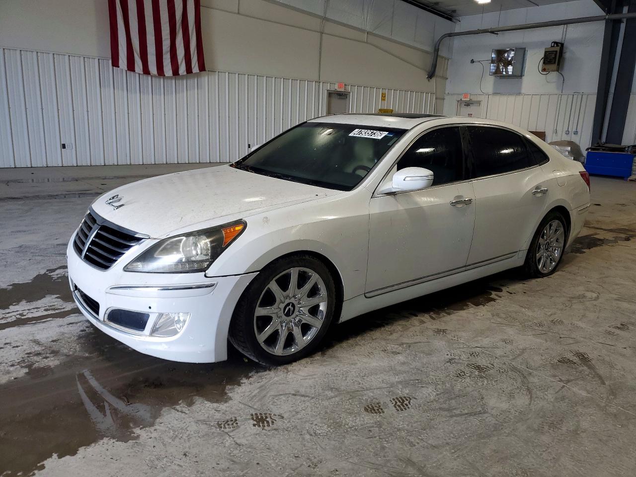 2013 Hyundai Equus Signature, VIN KMHGH4JHXDU059408 — Front end