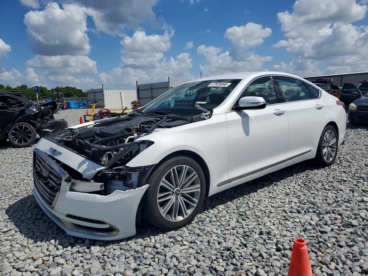 2018 Genesis G80 3.8L, VIN KMHGN4JE7JU237043 — Front end