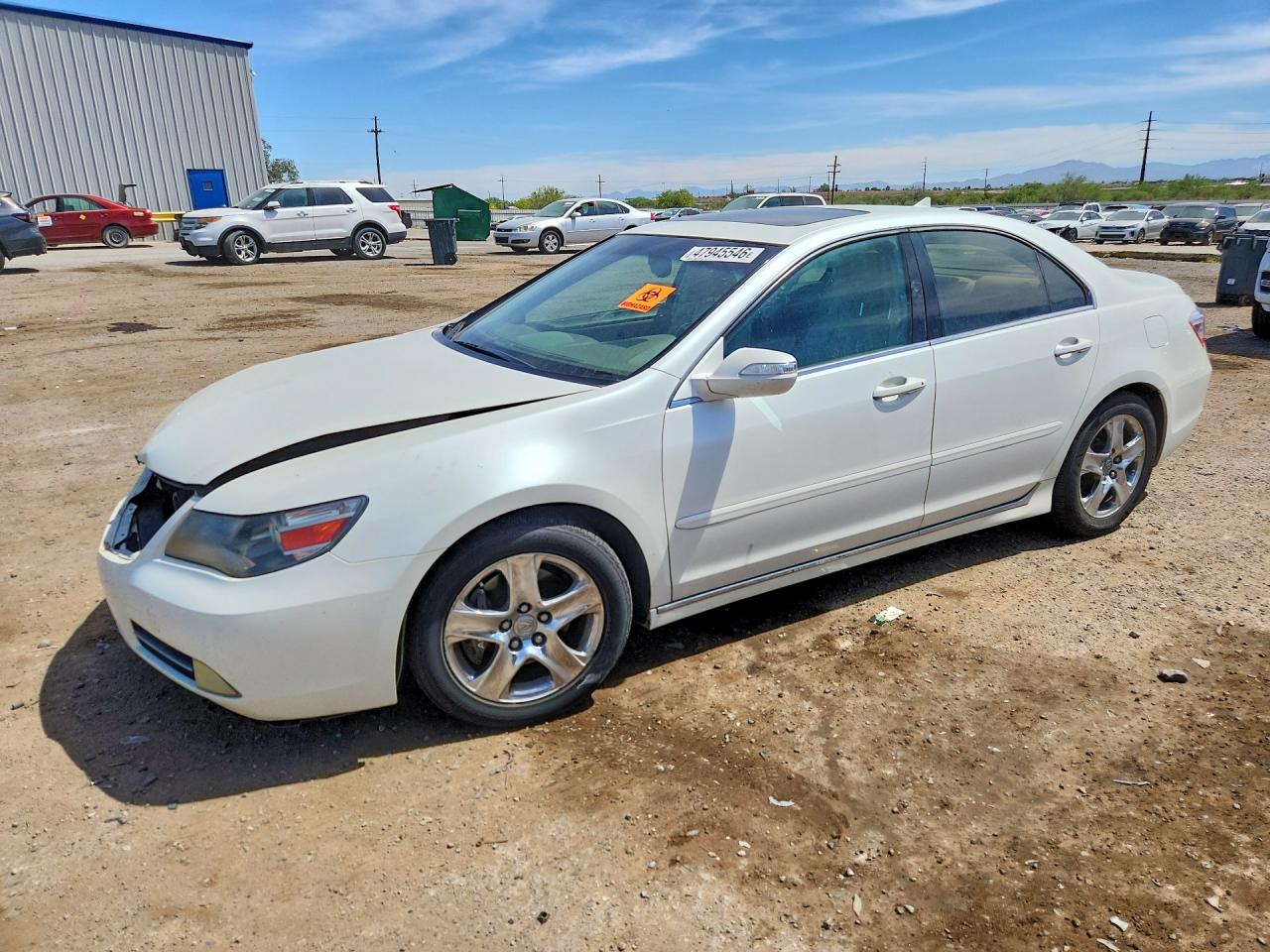 2010 Acura RL Technology, VIN JH4KB2F68AC002197 — Front end