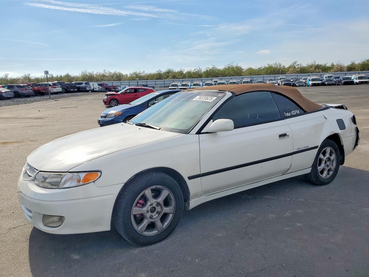 2000 Toyota Solara SLE, VIN 2T1FF28P0YC367276 — Rear end