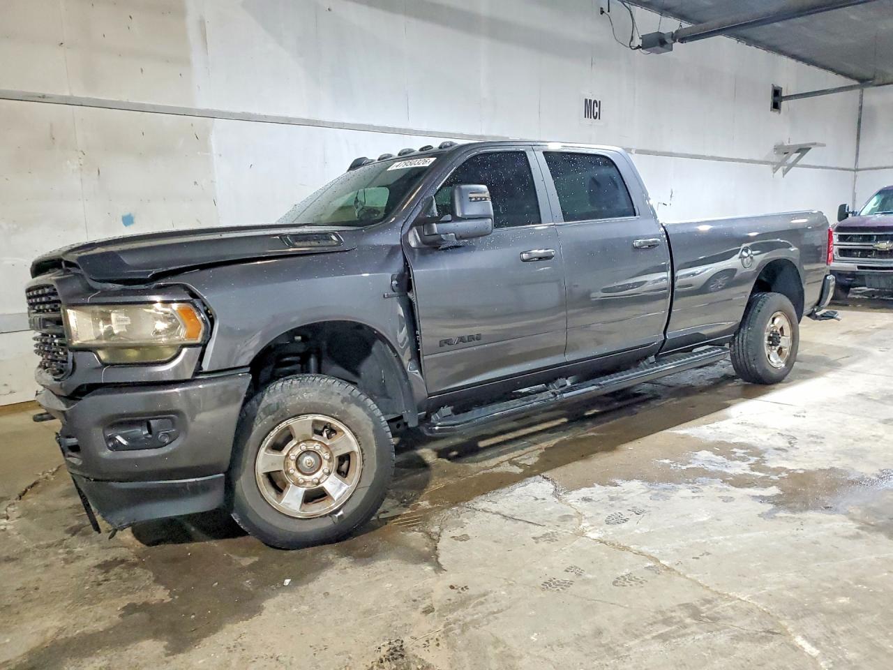 2023 Ram 3500 Big Horn, VIN 3C63R3HL1PG660497 — Перед