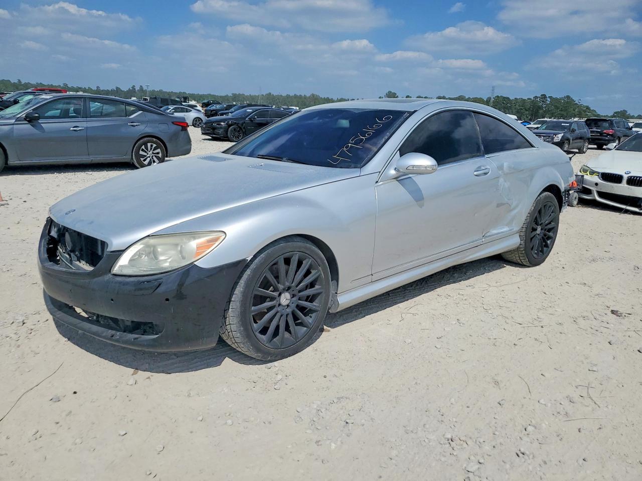 2009 Mercedes-Benz CL 550, VIN WDDEJ86X19A019725 — Rear end