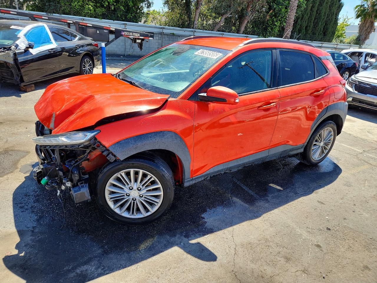 2019 Hyundai Kona SEL, VIN KM8K22AA6KU200782 — Front end