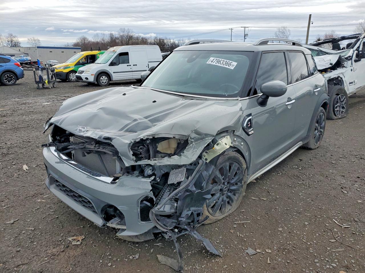 2021 MINI Countryman Cooper S, VIN WMZ83BR0XM3M81887 — Front end