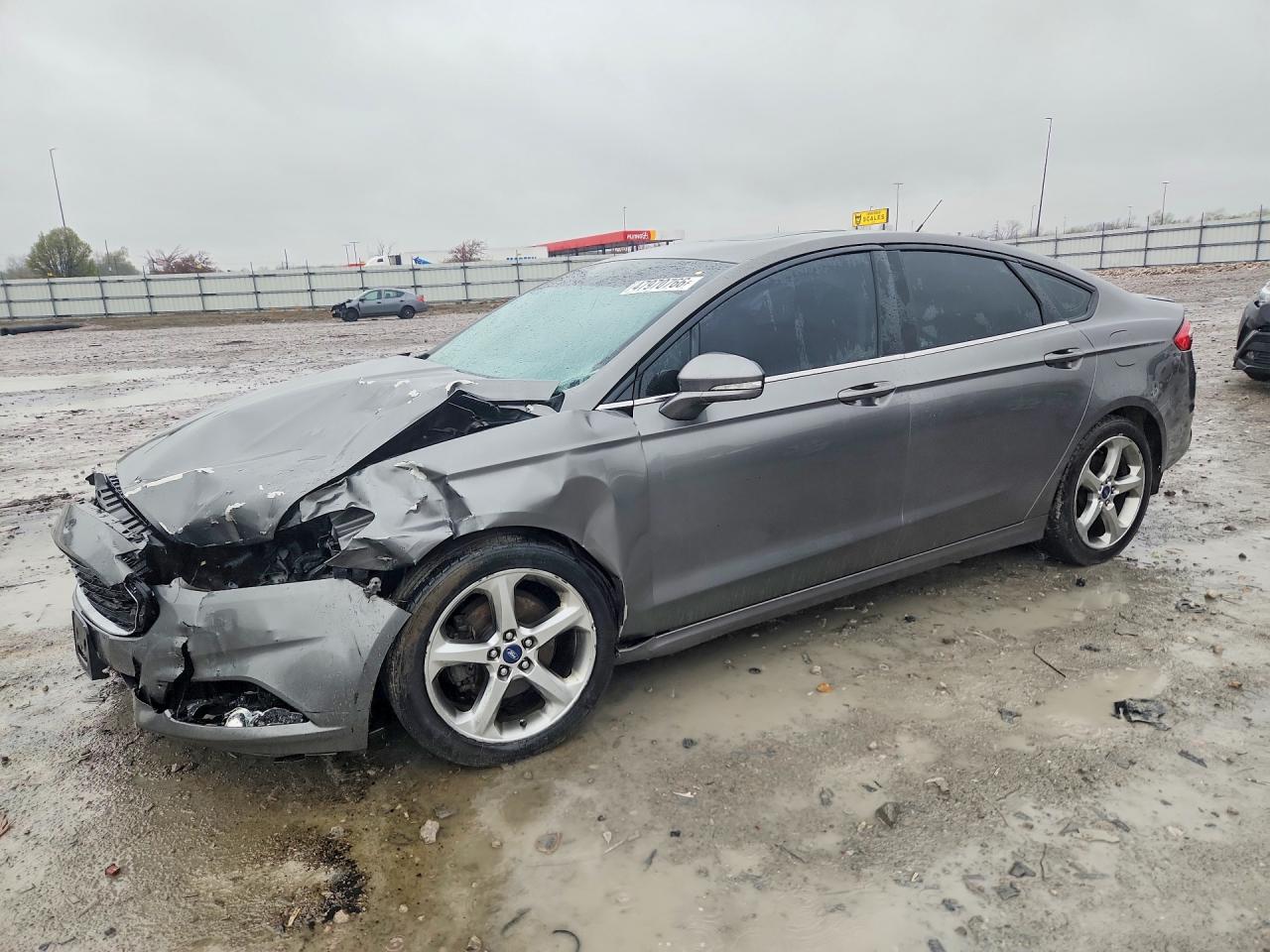 2013 Ford Fusion SE, VIN 3FA6P0HR9DR133439 — Front end