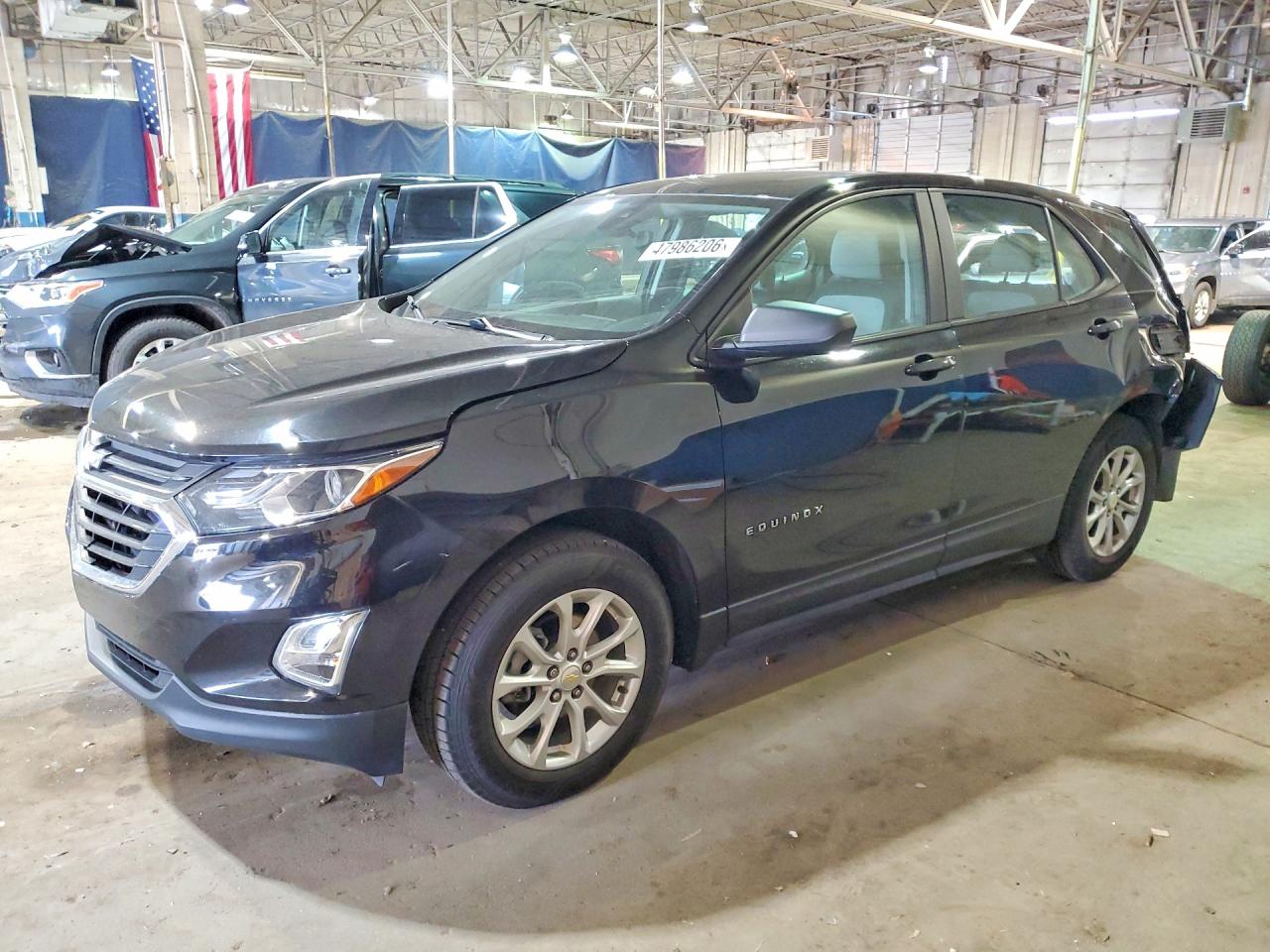 2020 Chevrolet Equinox LS, VIN 2GNAXHEV9L6169892 — Rear end