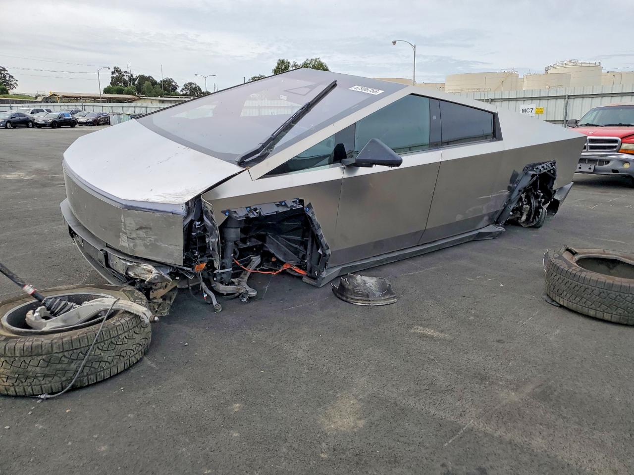 2025 Tesla Cybertruck Cyberbeast, VIN 7G2CEHEE9SA062089 — Undercarriage