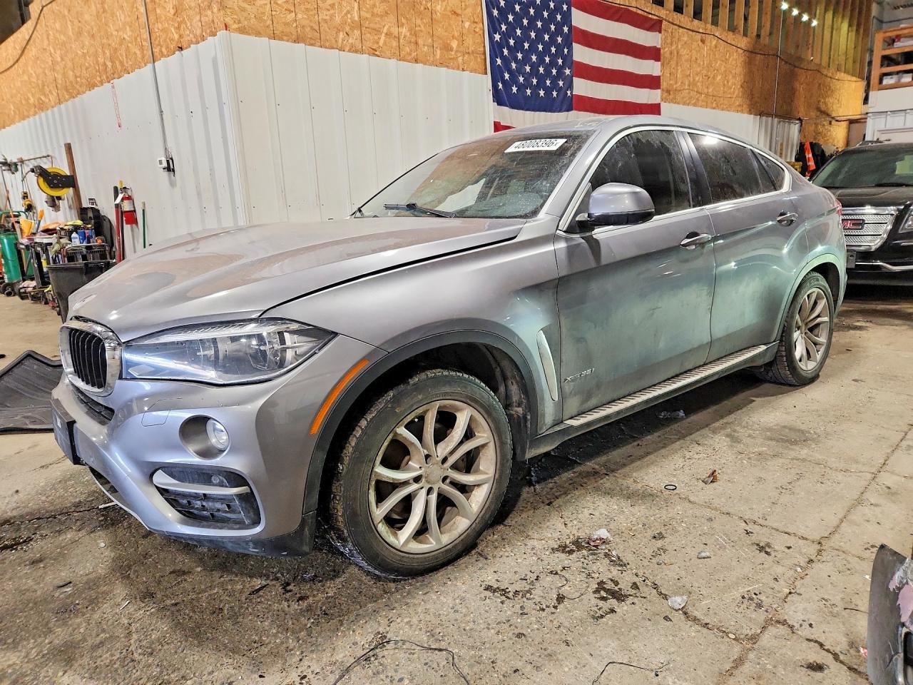 2016 BMW X6 xDrive35i, VIN 5UXKU2C52G0N78674 — Front end