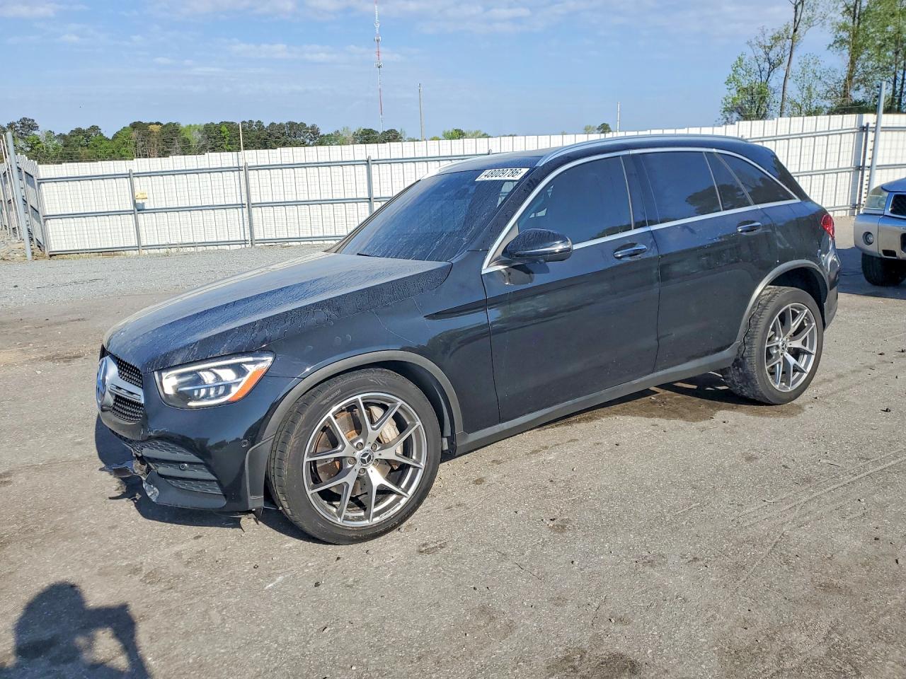 2020 Mercedes-Benz GLC 300, VIN W1N0G8DB5LF859925 — Front end
