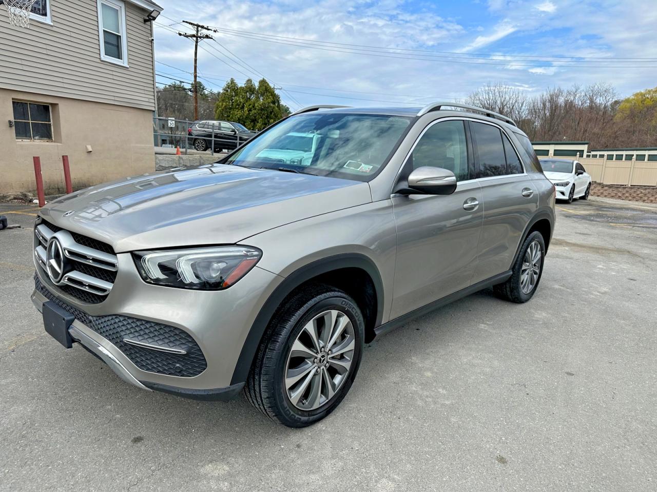 2020 Mercedes-Benz GLE 350, VIN 4JGFB4KB9LA010496 — Minor dents and scratches