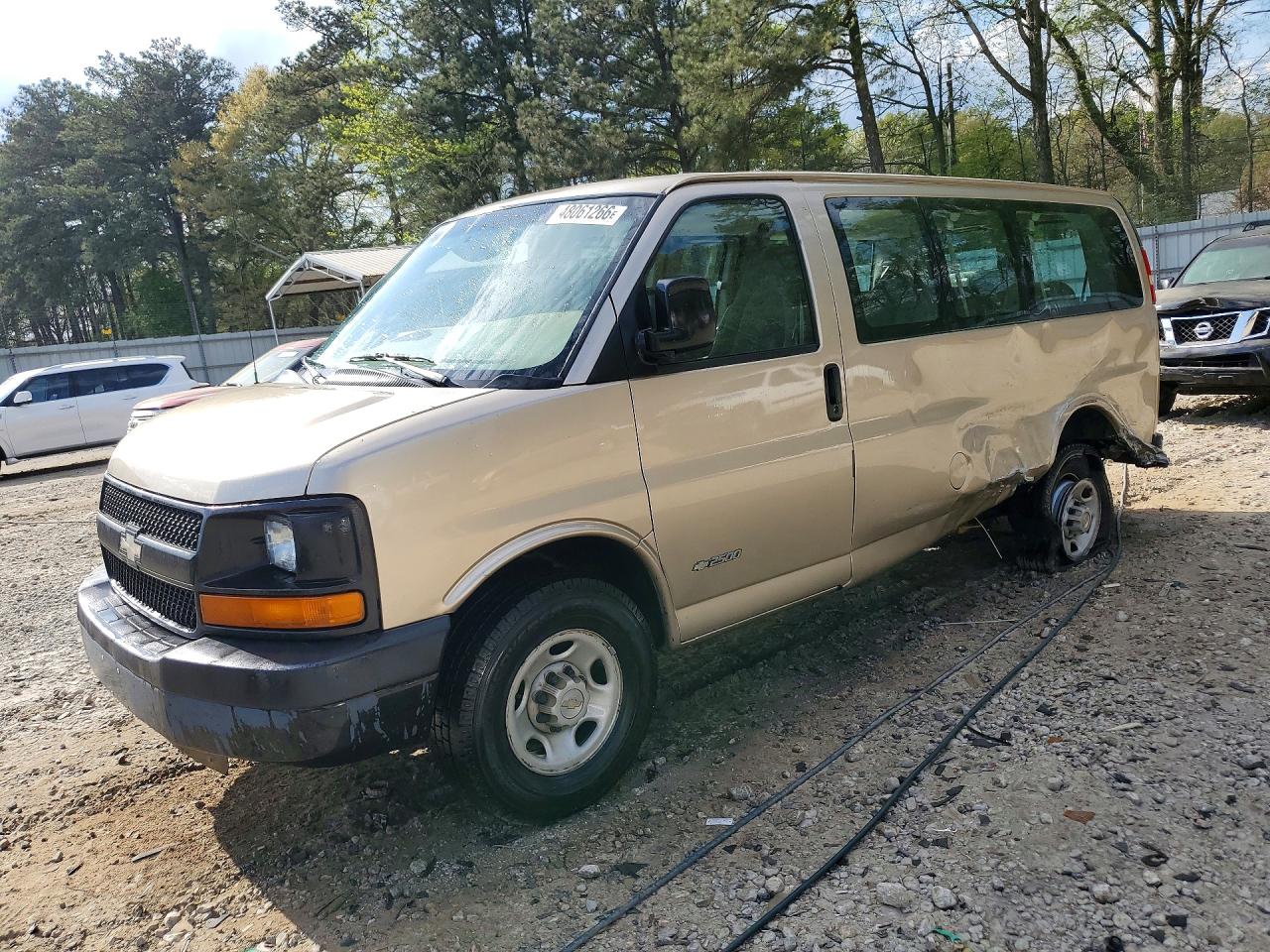 2005 Chevrolet Express Passenger, VIN 1GAGG25V851188965 — Rear end