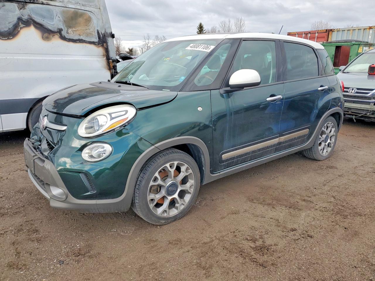 2014 FIAT 500L Trekking, VIN ZFBCFADH2EZ025537 — Front end