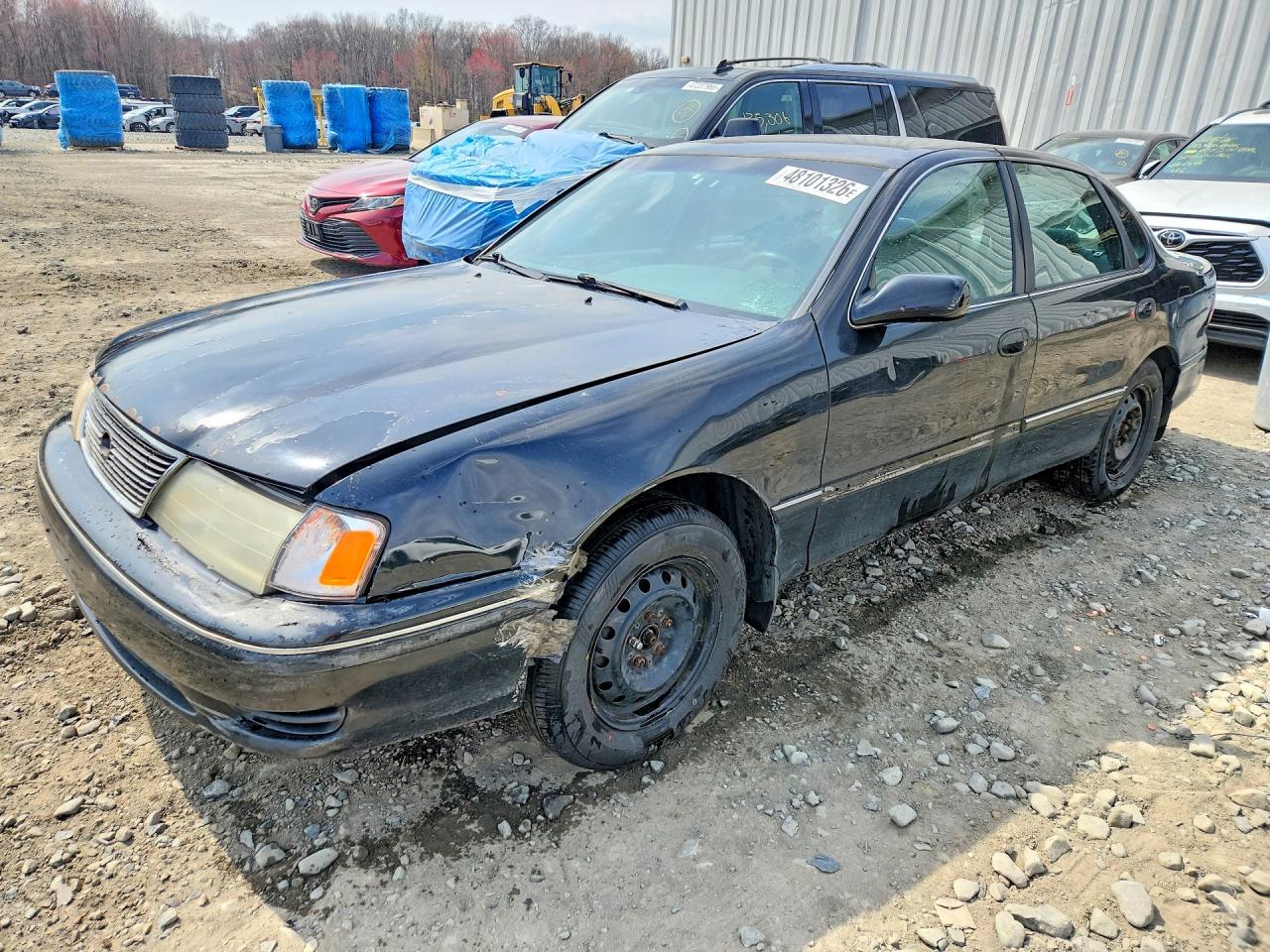 1998 Toyota Avalon XLS, VIN 4T1BF18B7WU279317 — Rear end