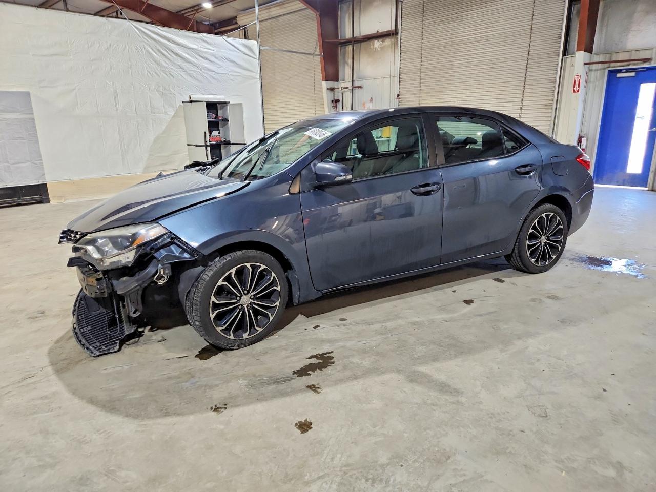 2015 Toyota Corolla LE Plus, VIN 2T1BURHEXFC347786 — Front end