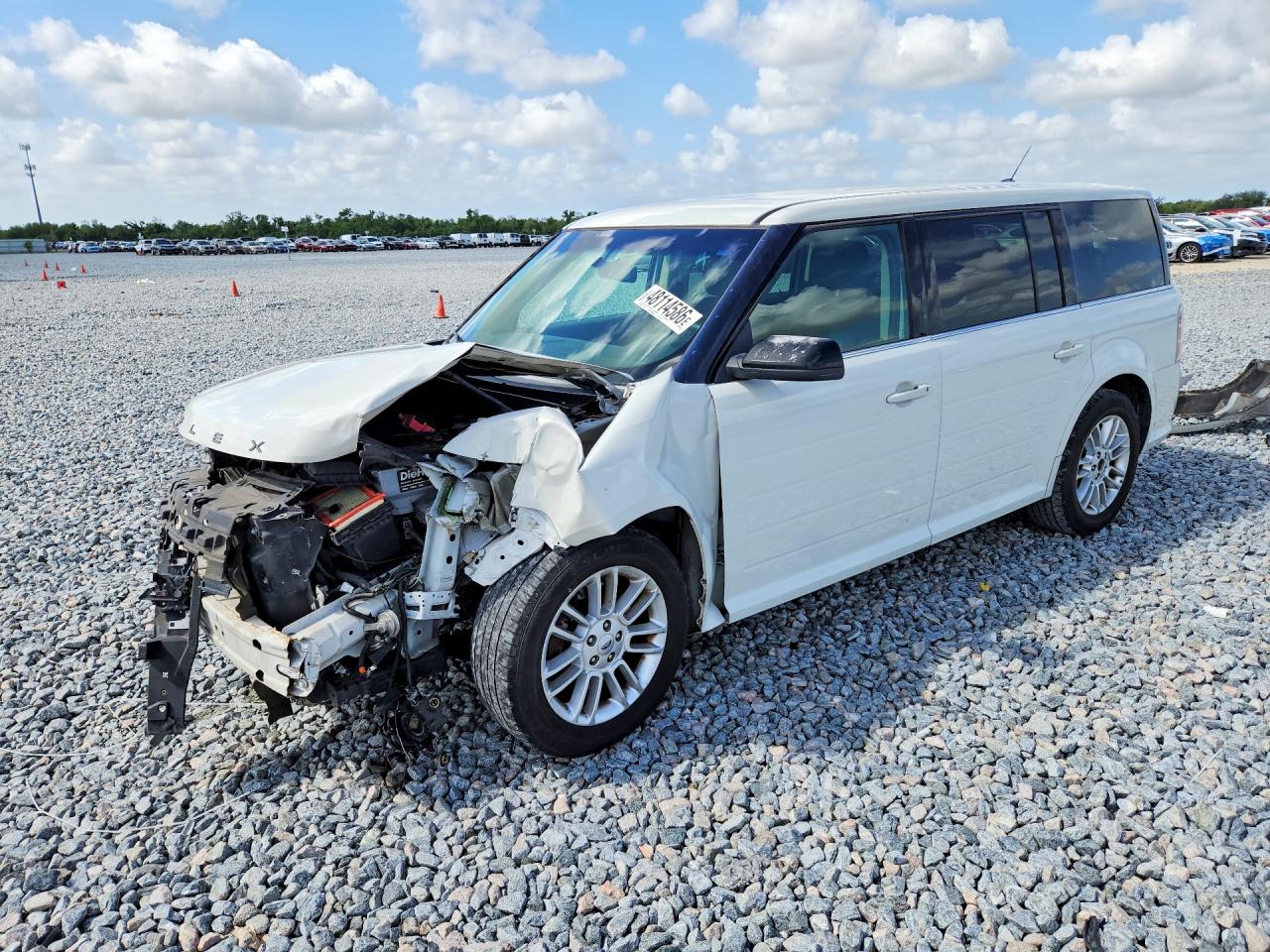 2013 Ford Flex SEL, VIN 2FMGK5C83DBD10604 — Front end