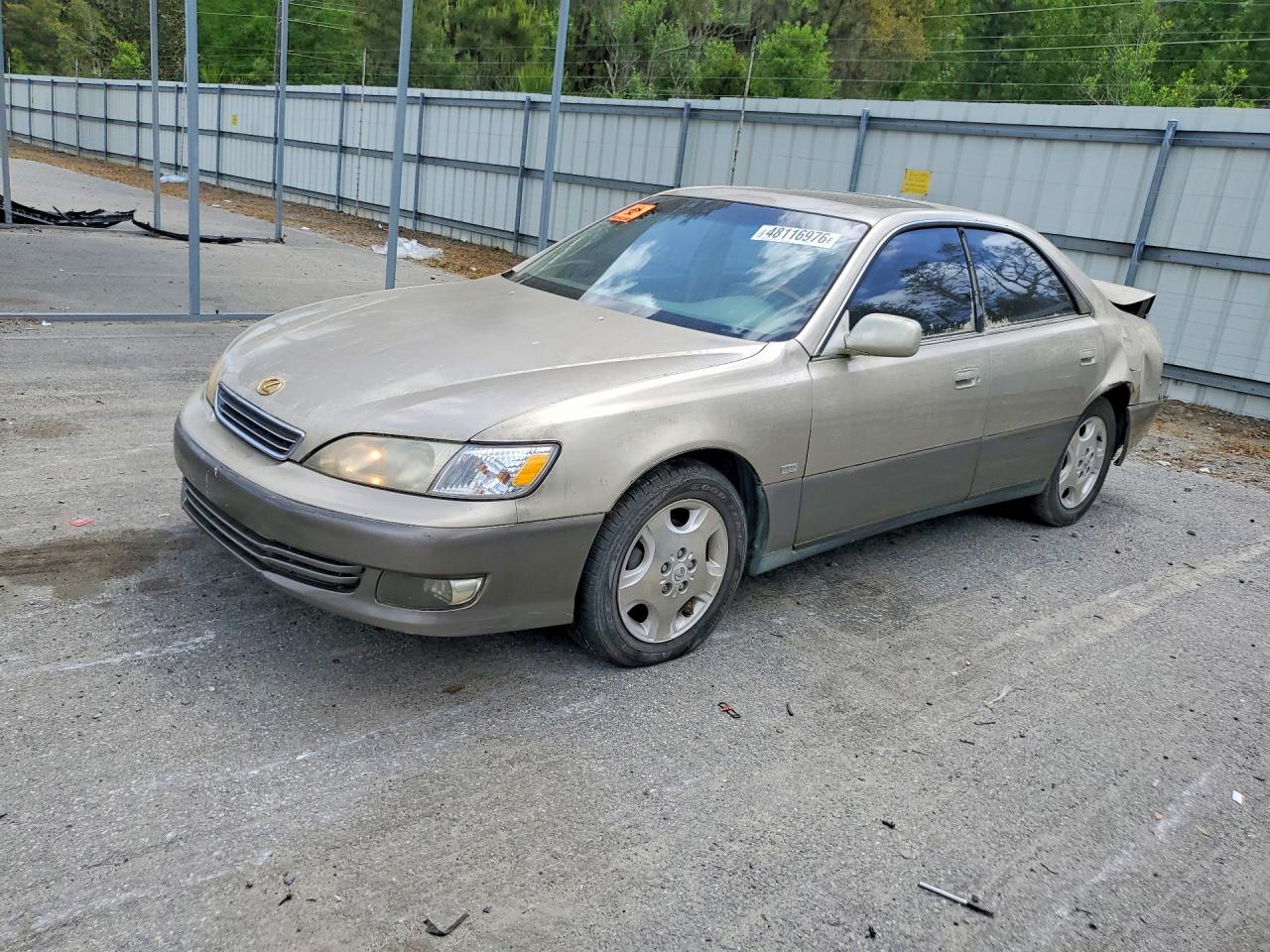 2000 Lexus ES 300, VIN JT8BF28G4Y0286904 — Зад
