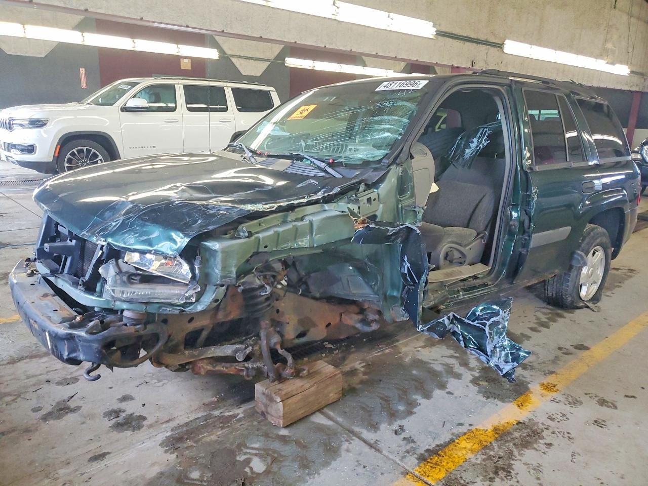 2003 Chevrolet TrailBlazer LT, VIN 1GNDT13S632145412 — Front end
