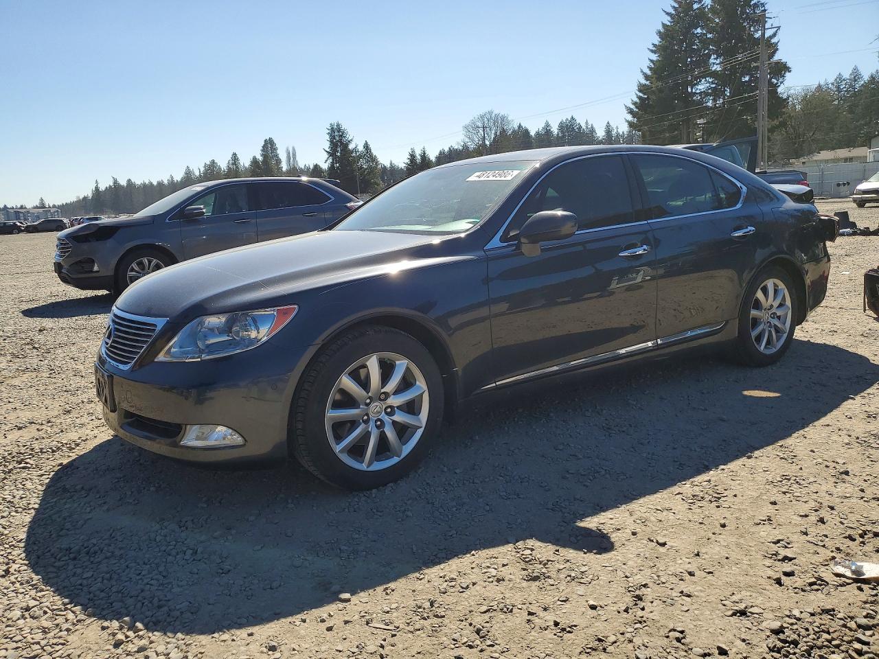 2007 Lexus LS 460, VIN JTHBL46F975018771 — Rear end