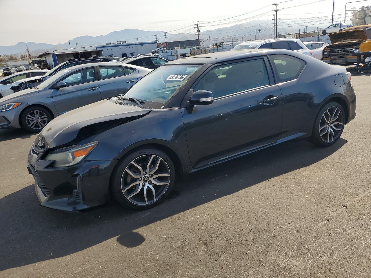 2015 Scion tC, VIN JTKJF5C73F3095050 — Front end