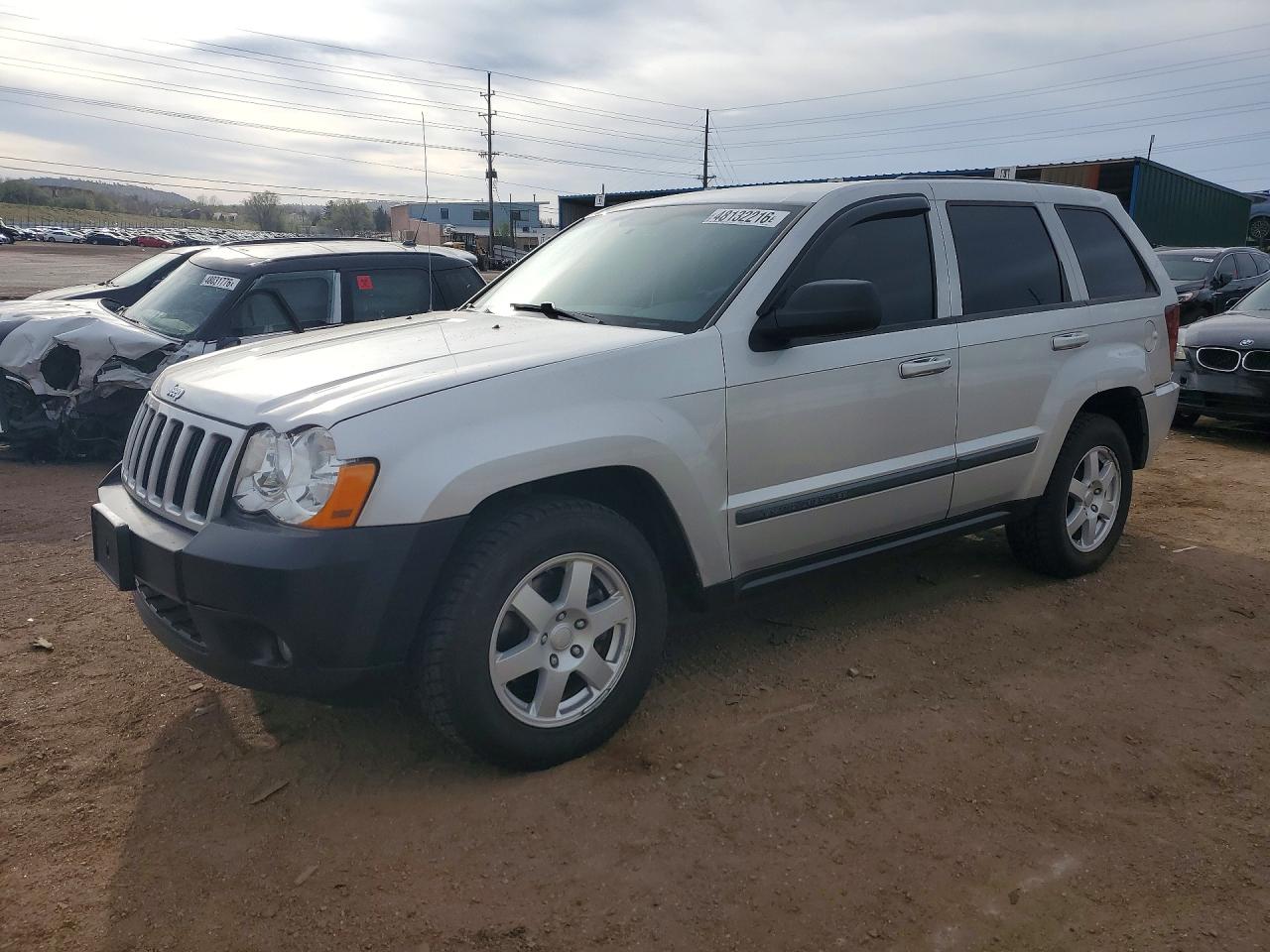2008 Jeep Grand Cherokee Laredo, VIN 1J8GR48K98C183385 — Rear end