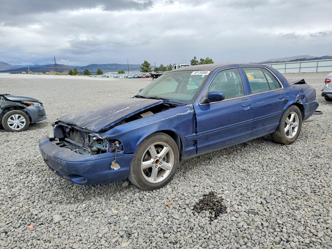 2003 Mercury Marauder, VIN 2MEHM75V83X677189 — Зад