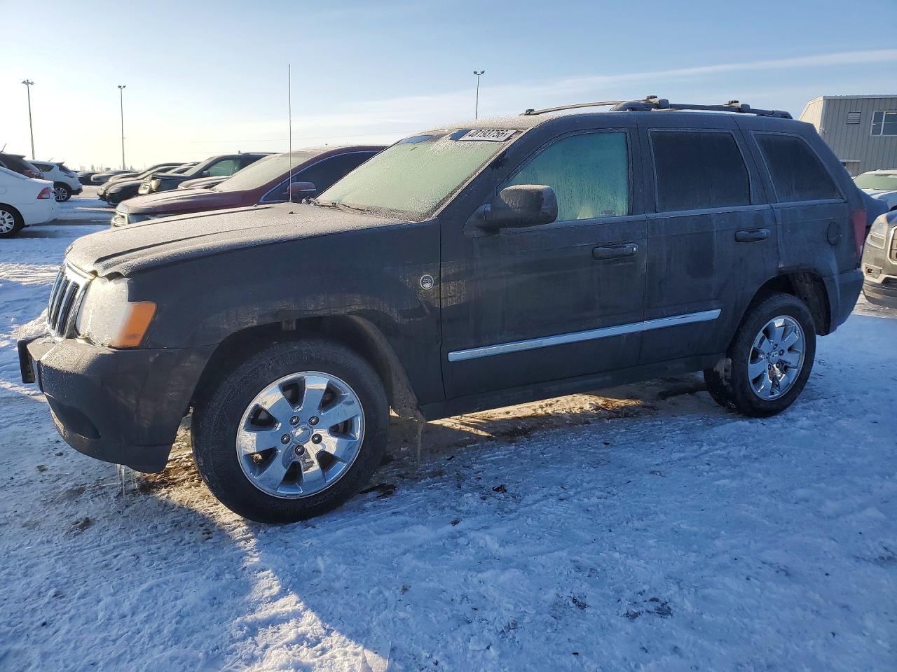 2008 Jeep Grand Cherokee Laredo, VIN 1J8HR48M88C514091 — Front end