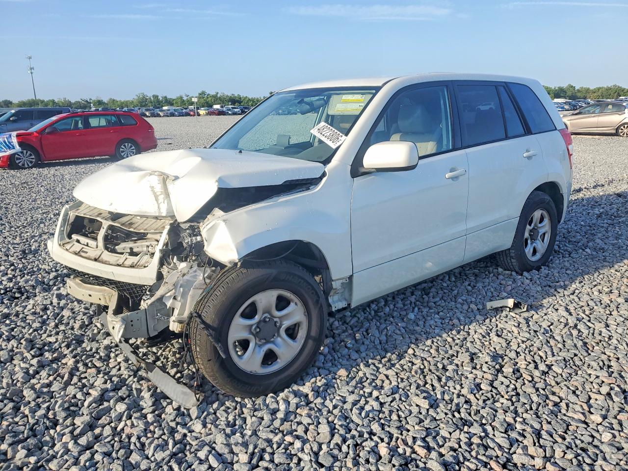 2011 Suzuki Grand Vitara Premium, VIN JS3TE0D27B4100362 — Front end