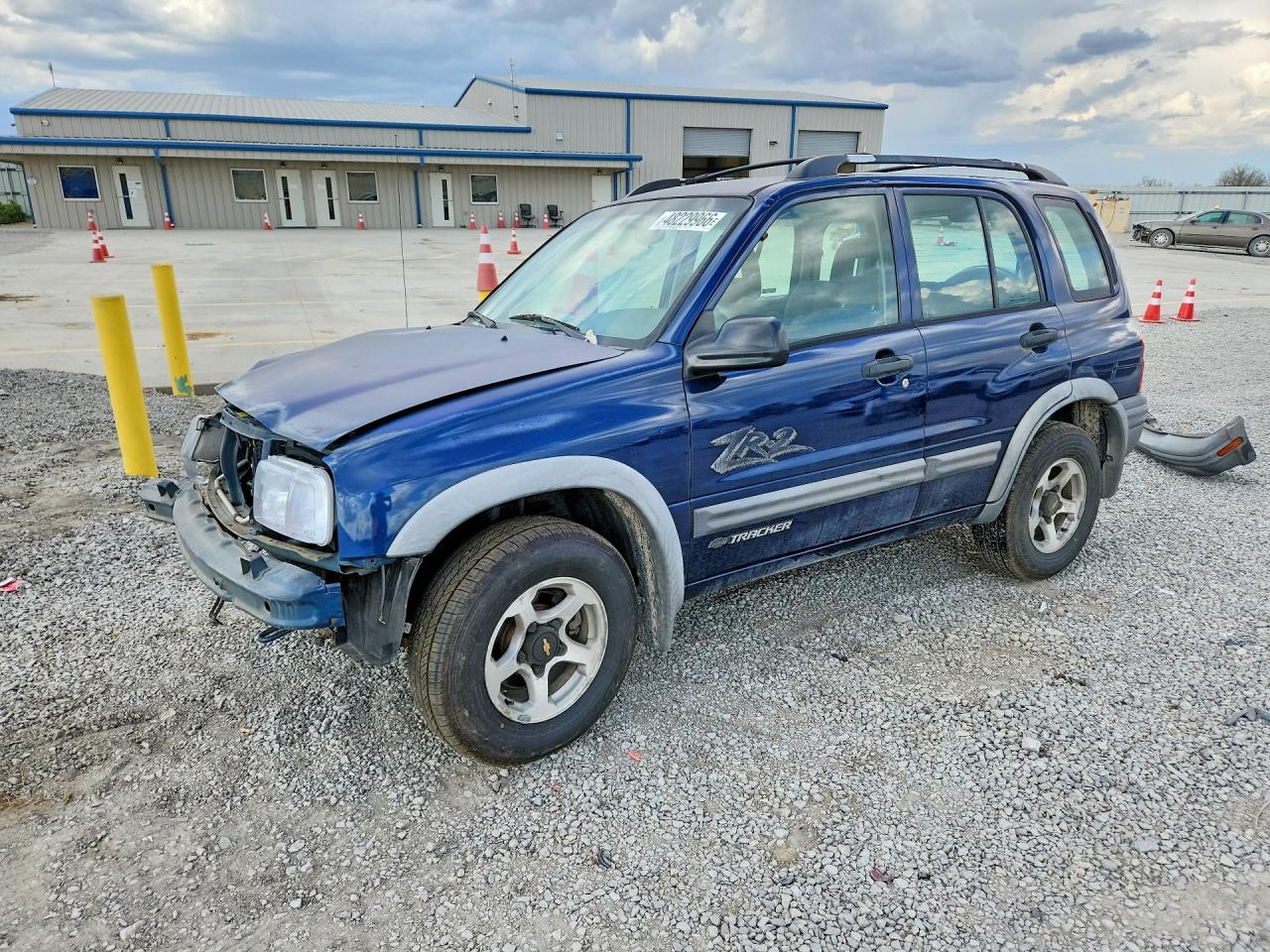 2002 Chevrolet Tracker ZR2, VIN 2CNBJ734326905657 — Front end