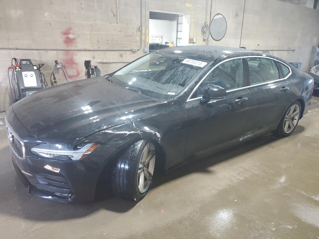 2018 Volvo S90 Momentum, VIN LVY102MK6JP055243 — Undercarriage