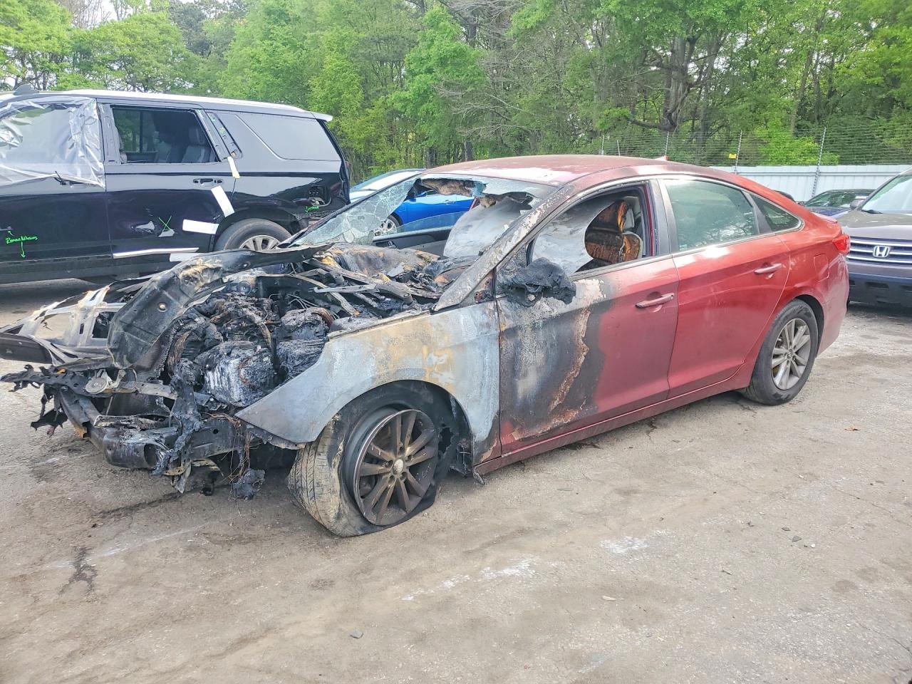 2015 Hyundai Sonata SE, VIN 5NPE24AF6FH153830 — Burn