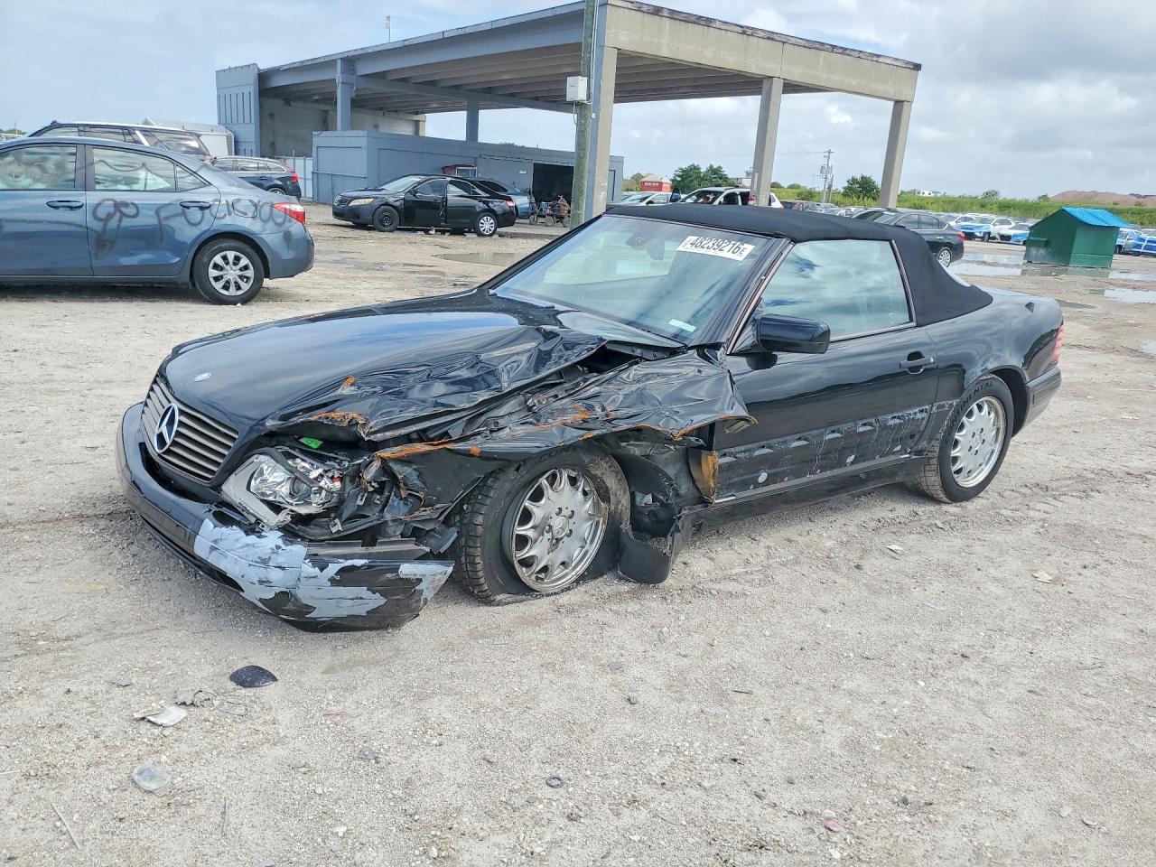 1997 Mercedes-Benz SL 500, VIN WDBFA76FXVF153791 — Front end