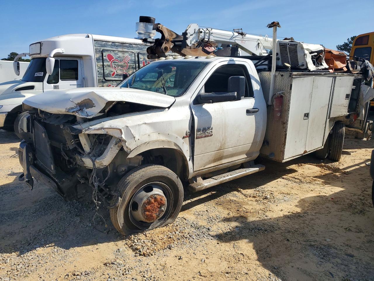 2015 Ram 5500 Tradesman, VIN 3C7WRMBL1FG615985 — Rollover