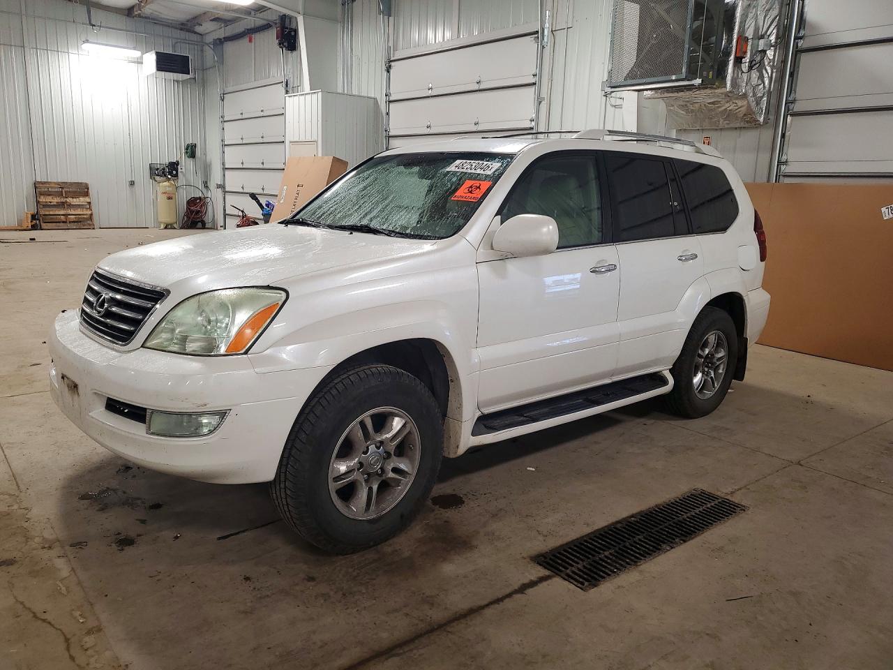 2008 Lexus GX 470, VIN JTJBT20X480152140 — Перед