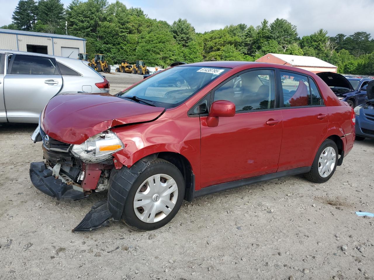 2011 Nissan Versa S, VIN 3N1BC1AP8BL426111 — Front end