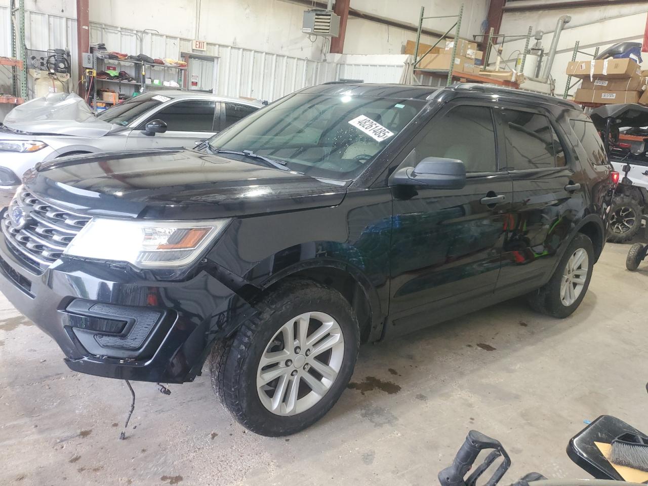 2017 Ford Explorer, VIN 1FM5K7B84HGC83108 — Front end