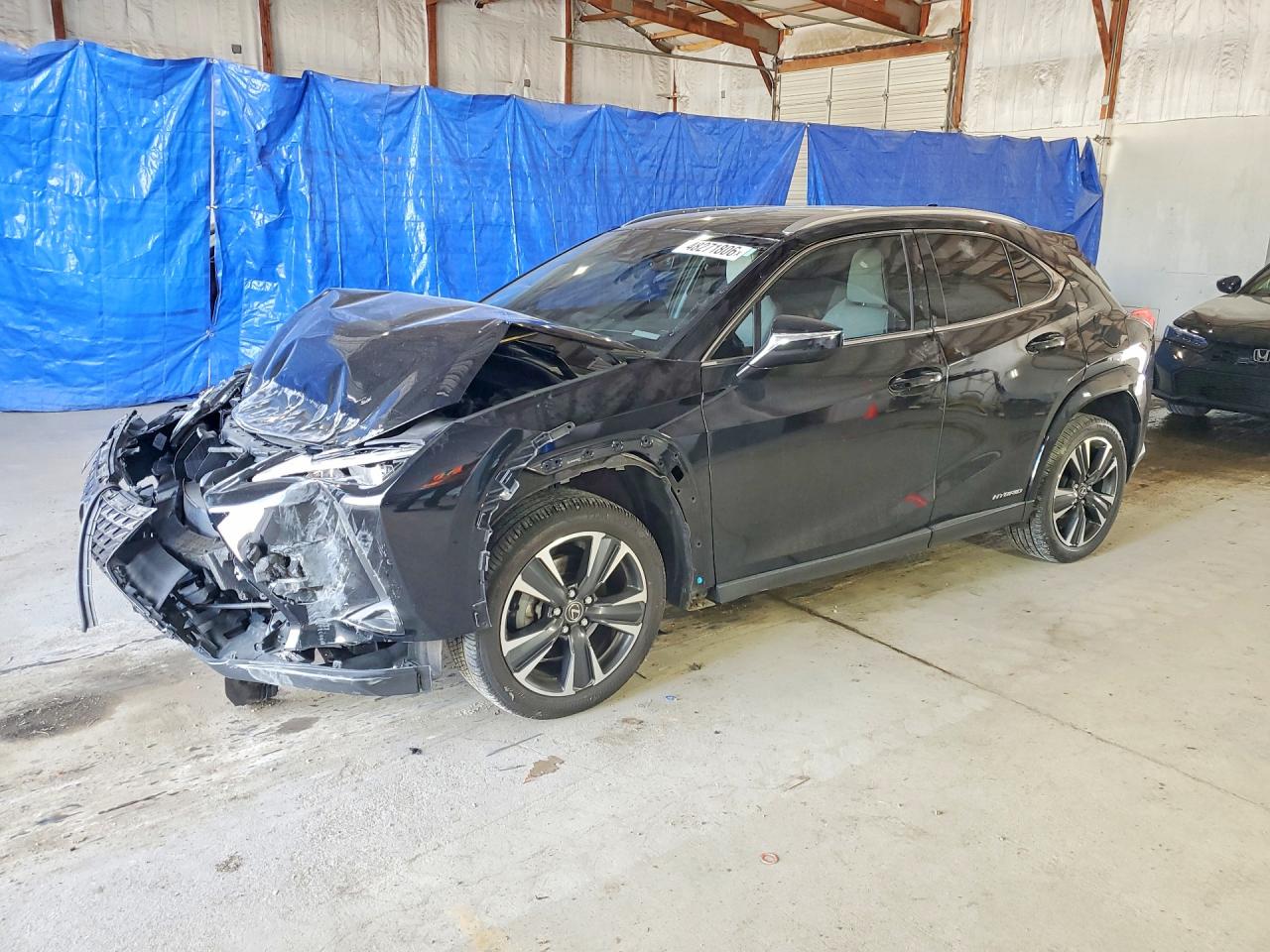2022 Lexus UX 250h, VIN JTHP9JBH4N2058118 — Перед