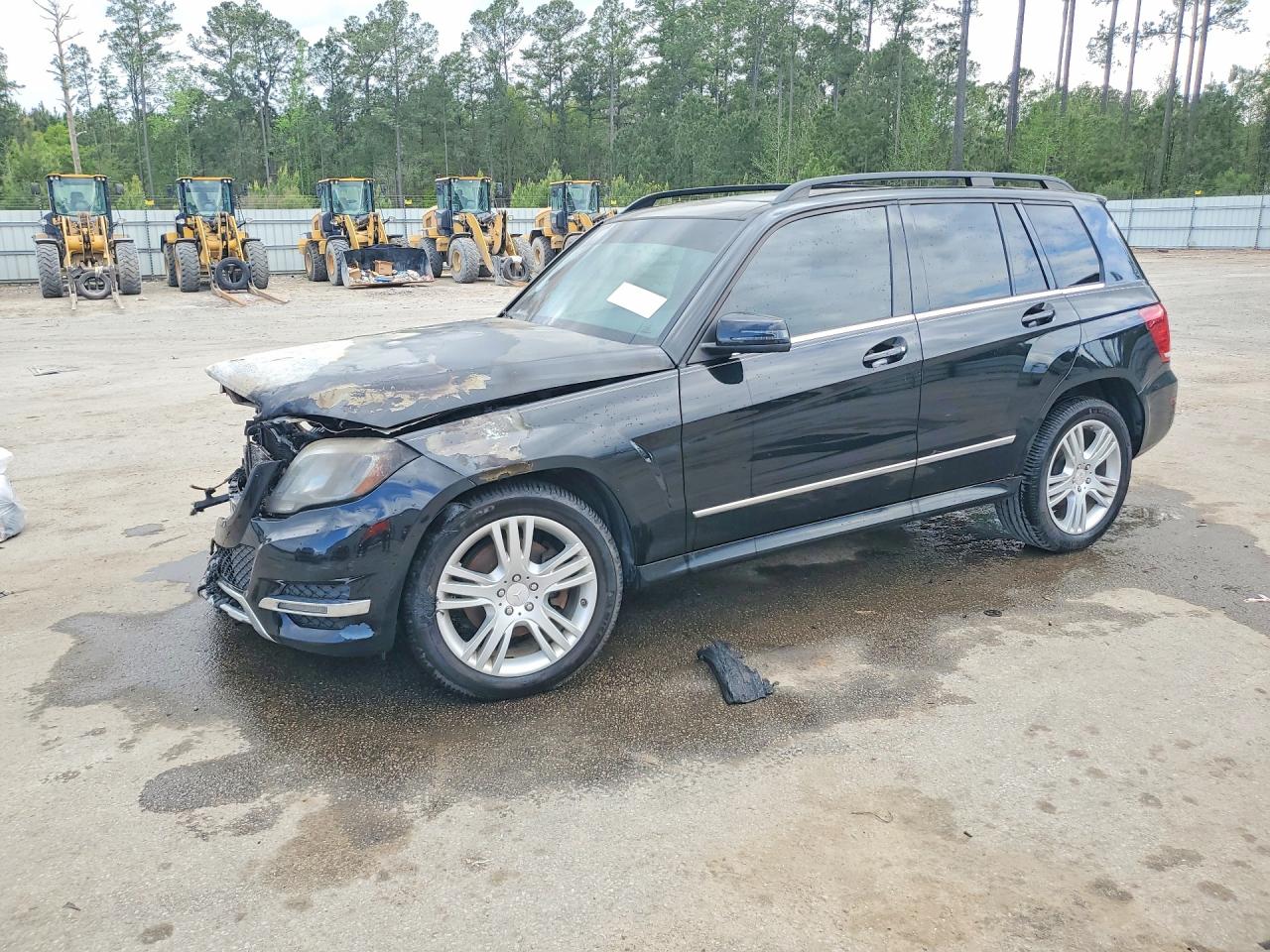 2015 Mercedes-Benz GLK 350, VIN WDCGG8JB0FG352563 — Engine fire