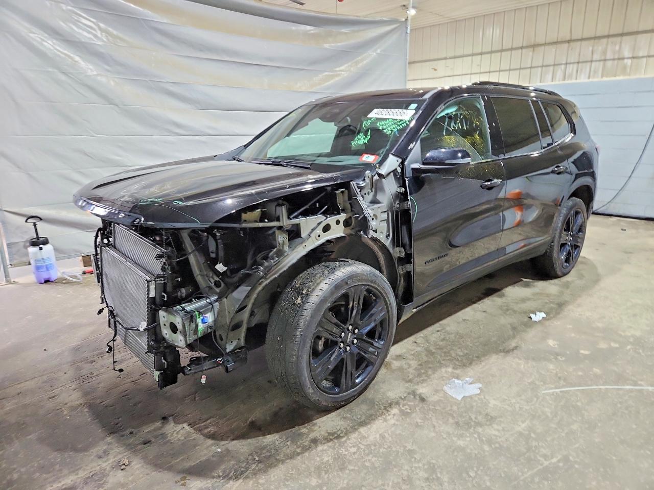 2025 GMC Acadia AWD Elevation, VIN 1GKENNRS1SJ185752 — Перед