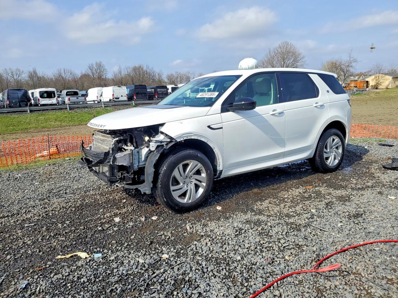 2025 Land Rover Discovery Sport Core S, VIN SALCJ2FX7SH353374 — Front end