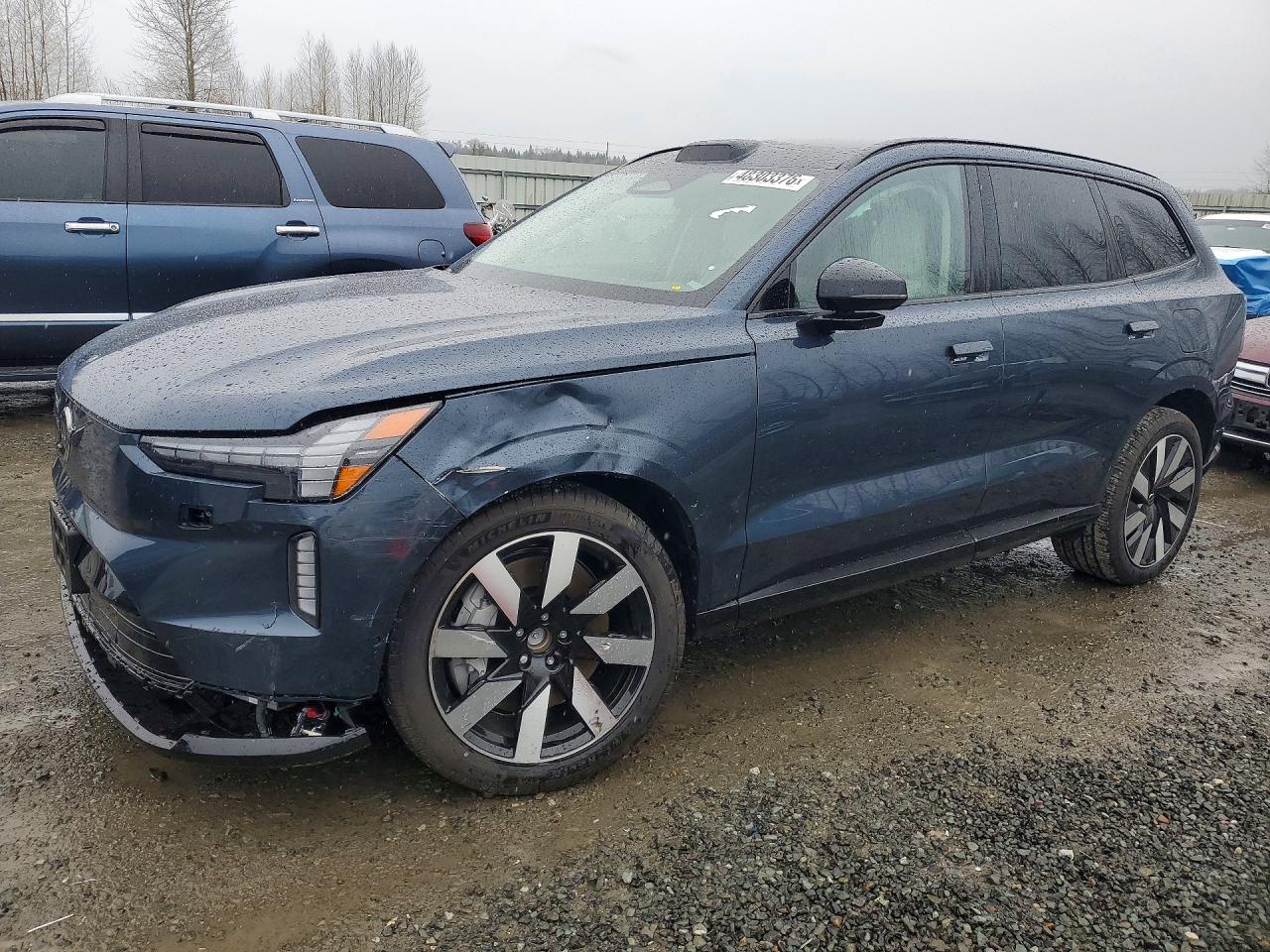 2025 Volvo Ex90, VIN 7JDEV3KKXSG021592 — Front end