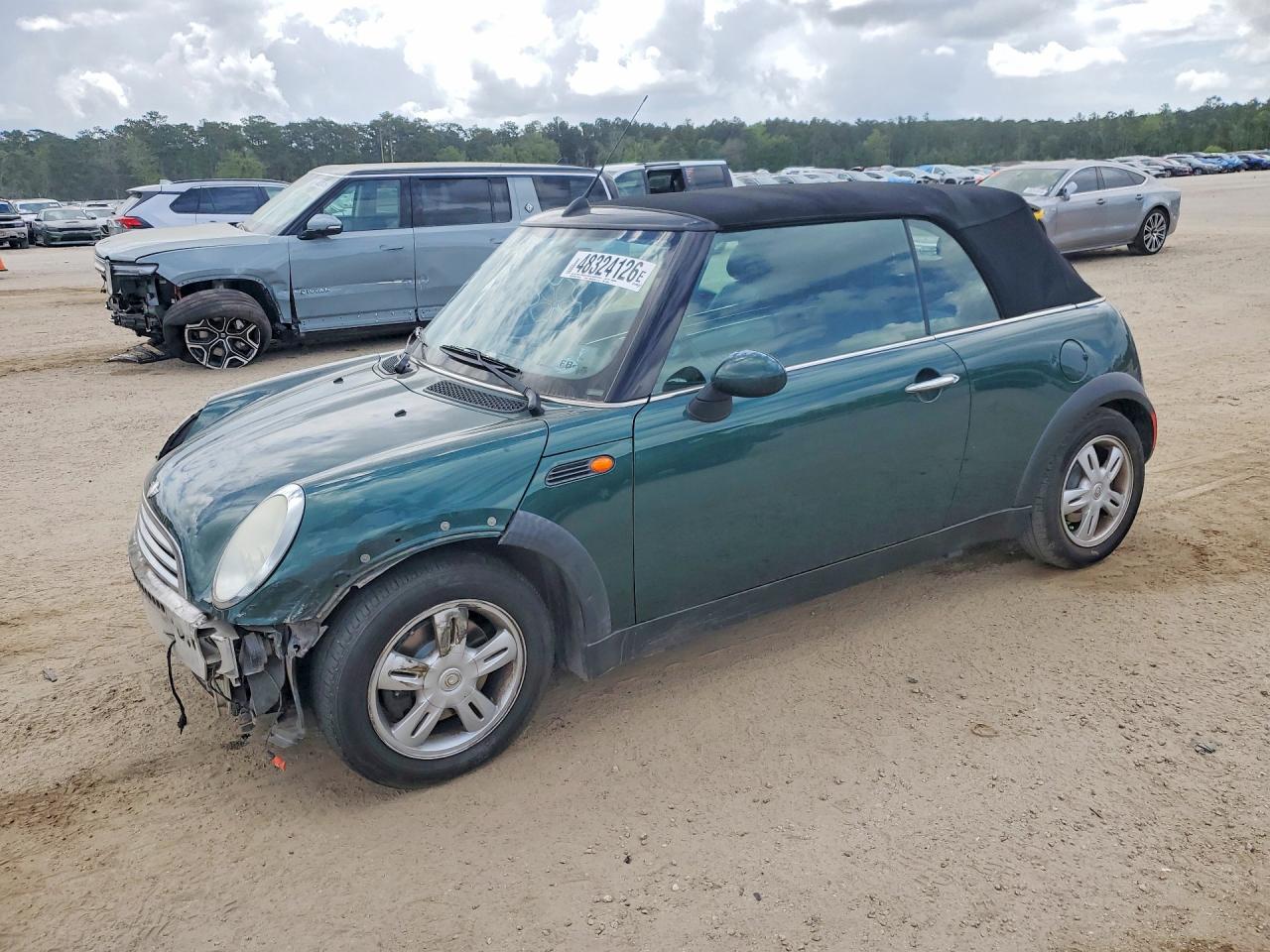 2007 MINI Convertible, VIN WMWRF33507TF66599 — Перед