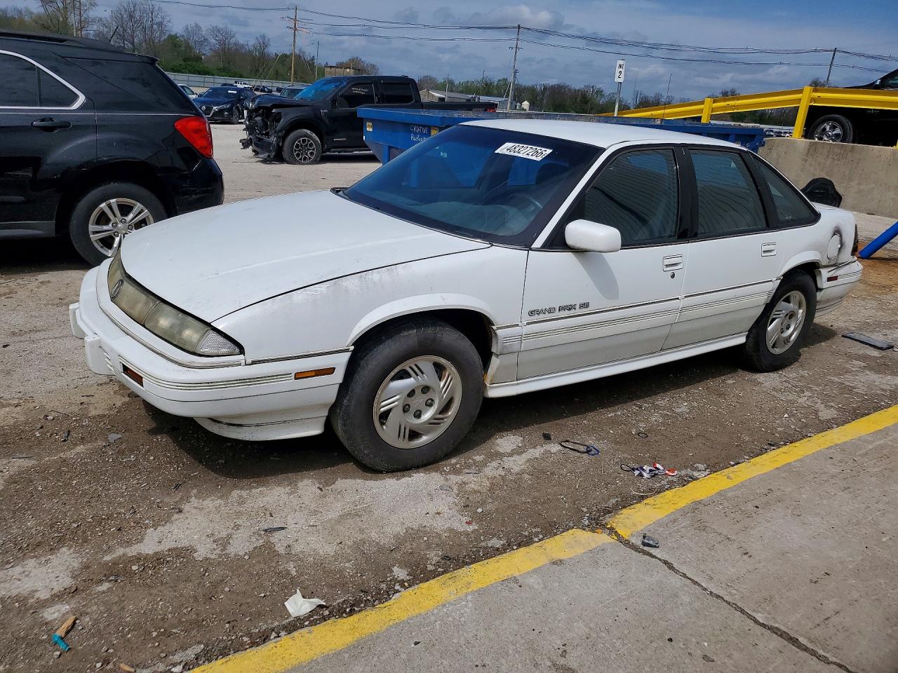1994 Pontiac Grand Prix SE, VIN 1G2WJ52M5RF319705 — Rear end