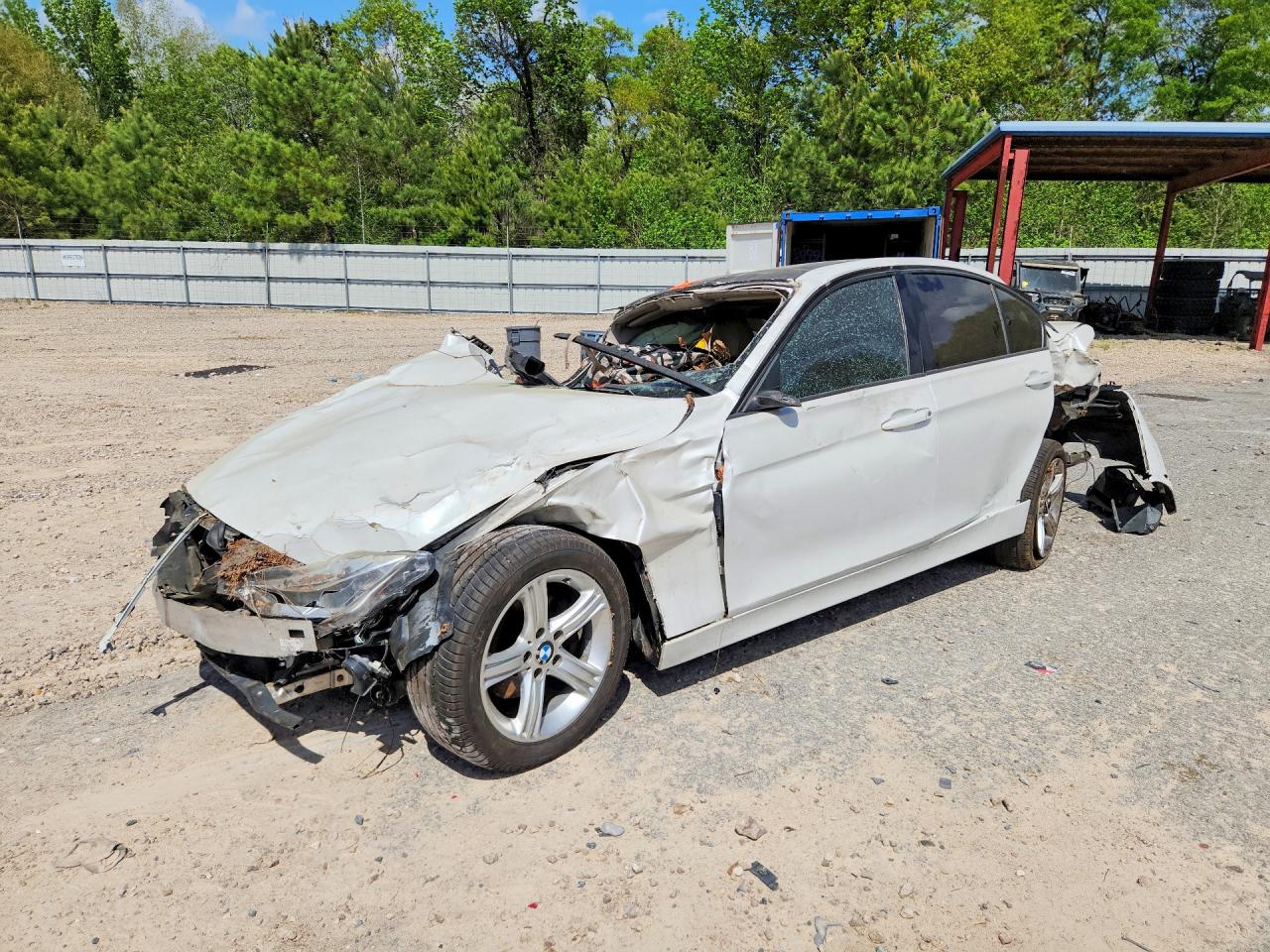 2014 BMW 3 Series 328i xDrive, VIN WBA3B5C59EP652090 — All over